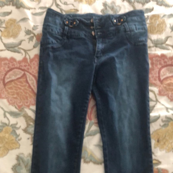 Jeans - Picture 1 of 2